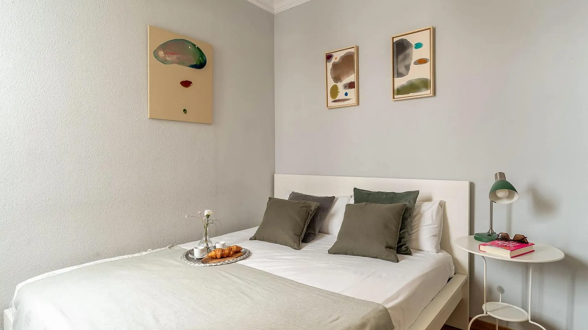 Canela Homes Barcelona Diputacio 0*,  Spain