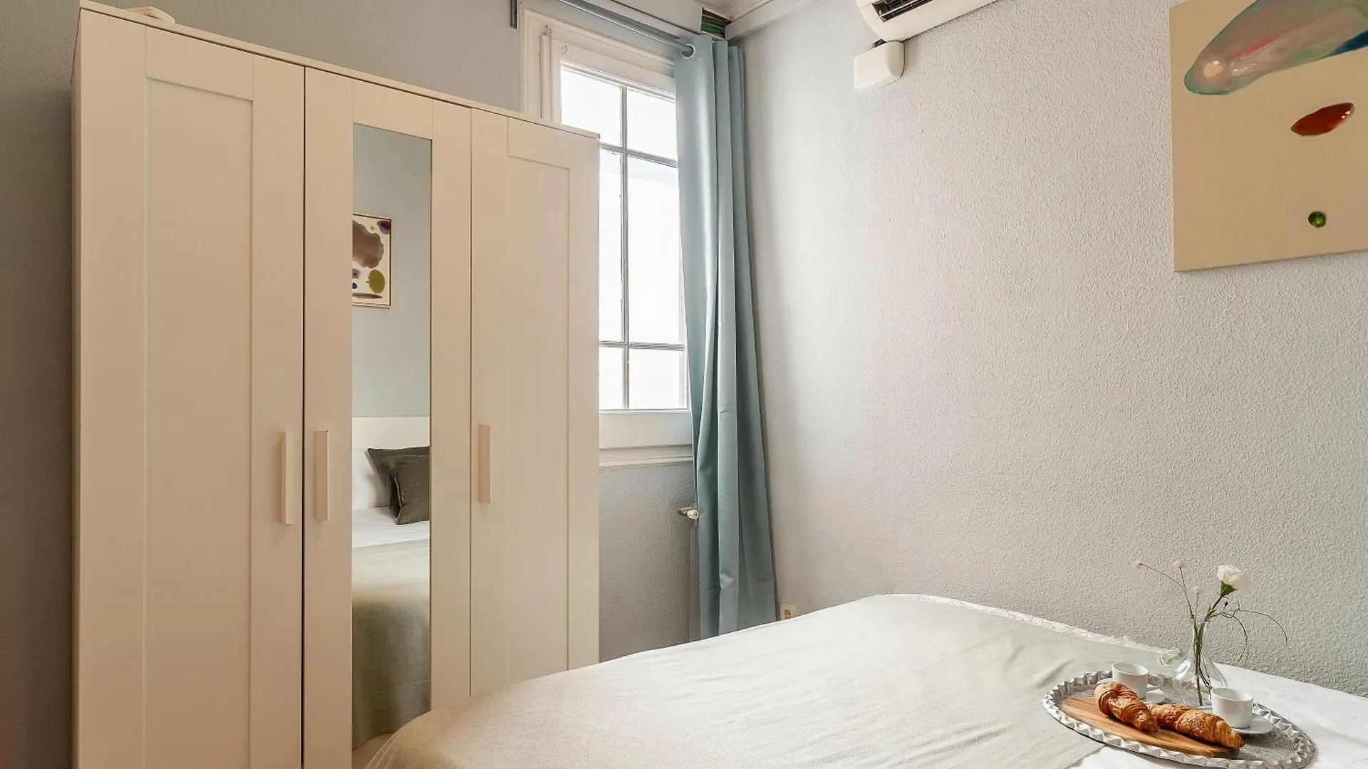 Apartment Canela Homes Barcelona Diputacio Spain