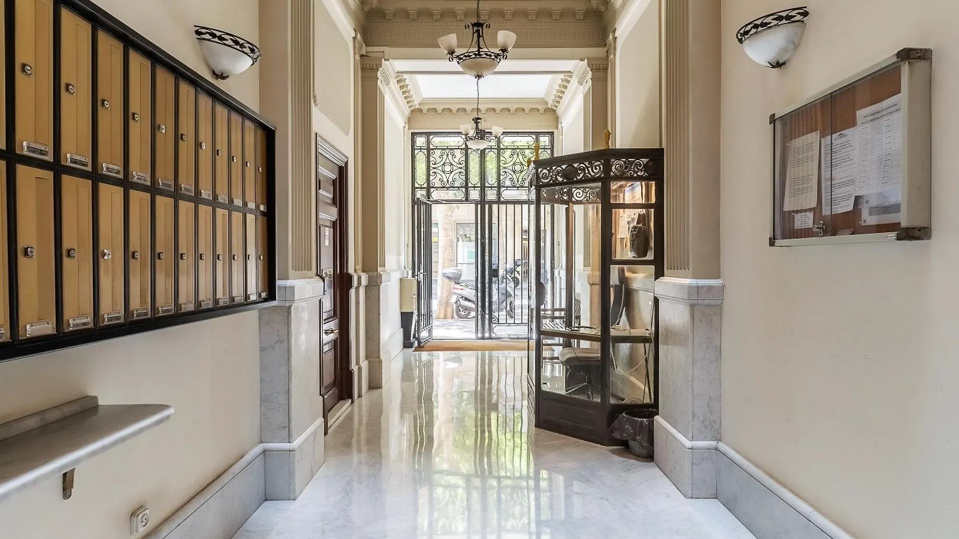 Canela Homes Barcelona Diputacio Apartment